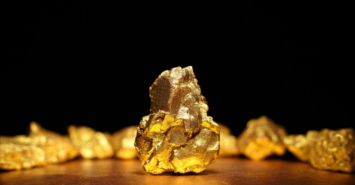 Will gold price go up in 2021 after a historic year